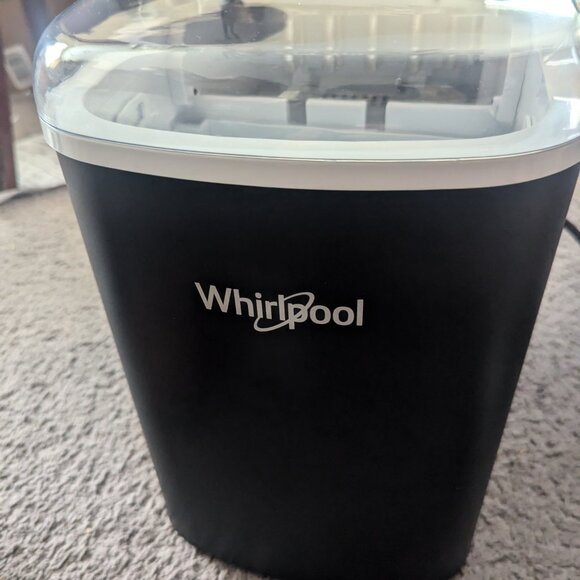 Whirlpool Ice Maker - WHCI26VBA3A - Picture 3 of 5